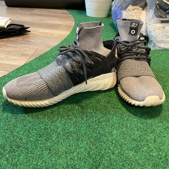 Kith x Adidas size 10 - Picture 6 of 8